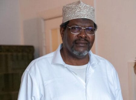 See The Millions Ruto Is Offering Miguna Miguna To Sell His Conscience and Join His ‘Tutam Praise & Worship Team’