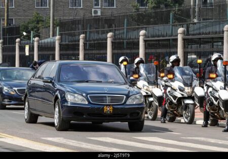 Kenya’s Presidential Mercedes-Maybach S560: Specs & Luxury Kenya's Presidential Mercedes-Maybach S560: Specs & Luxury