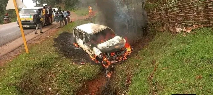 Goons Hired to Disrupt Matiangi's Rally in Keroka Cornered And Their Probox Set Ablaze(Photos) 3 Goons Hired to Disrupt Matiangi's Rally in Keroka Cornered And Their Probox Set Ablaze(Photos)
