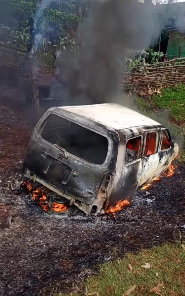 Goons Hired to Disrupt Matiangi's Rally in Keroka Cornered And Their Probox Set Ablaze(Photos) 2 Goons Hired to Disrupt Matiangi's Rally in Keroka Cornered And Their Probox Set Ablaze(Photos)