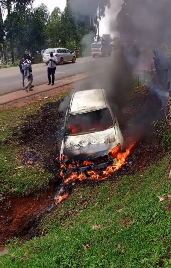 Goons Hired to Disrupt Matiangi's Rally in Keroka Cornered And Their Probox Set Ablaze(Photos) 1 Goons Hired to Disrupt Matiangi's Rally in Keroka Cornered And Their Probox Set Ablaze(Photos)