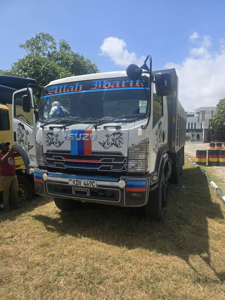 Shock as Former Mwea MP Peter Njuguna is Linked to Vehicle Theft as Detectives Recover a Stolen Lorry Belonging to Murang'a County Government(Photos)