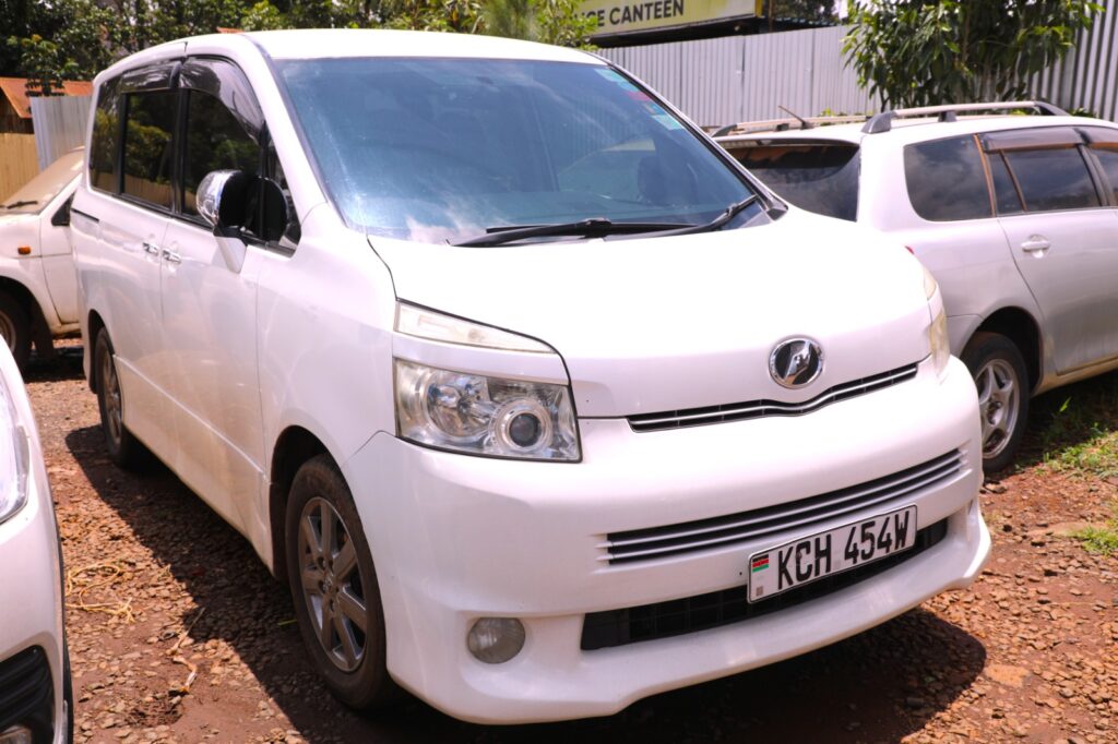 Detectives Arrest a Gang Behind Armed Robbery Attacks on Wines And Spirits Shops in Kajiado, Kiambu And Nairobi Counties-Ruthlessly Murdered Guards(Photos) 5 Detectives Arrest a Gang Behind Armed Robbery Attacks on Wines And Spirits Shops in Kajiado, Kiambu And Nairobi Counties-Ruthlessly Murdered Guards(Photos)