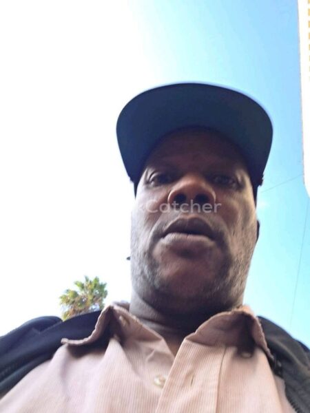 Suspected Phone Thief Exposes Himself After Trying to Unlock Stolen Samsung Galaxy S25 Ultra in Nairobi(Photos)