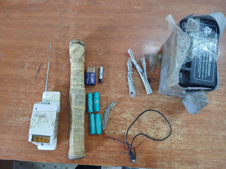 Terror Suspect Caught Red Handed Planting an Explosive Along a Busy Road in Garissa- Arrested After Trying to Run Into a Nearby Bush(Photos)