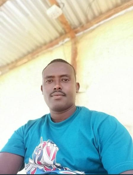 A Police Officer Dies Under Mysterious Circumstances After Returning Home Drunk-His Girlfriend Says He Looked Disturbed