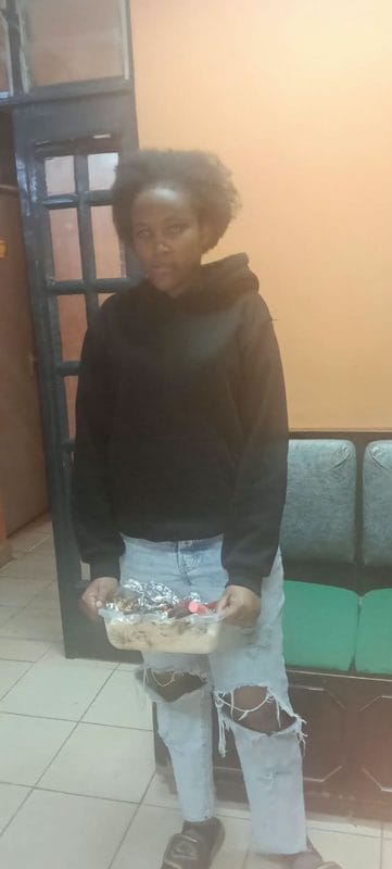 Shock as a Lady is Nabbed While Trying to Sneak Jailbreak Tools to Suspects at Ruai Police Station