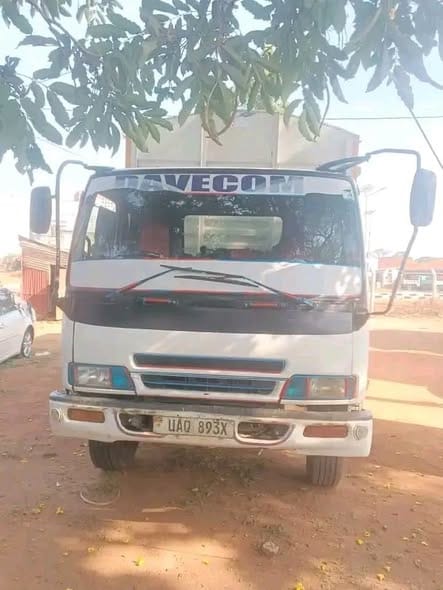 A Lorry Stolen by a Mechanic in Eldoret Recovered in Uganda, Number Plates Had Been Changed(Photos)