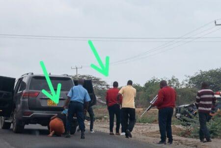 The Moment DCI Officers Cornered Armed Robbers Terrorizing Motorists Along Mtito Andei-Voi highway- It Was Like a Movie The Moment DCI Officers Cornered Armed Robbers Terrorizing Motorists Along Mtito Andei-Voi highway- It Was Like a Movie
