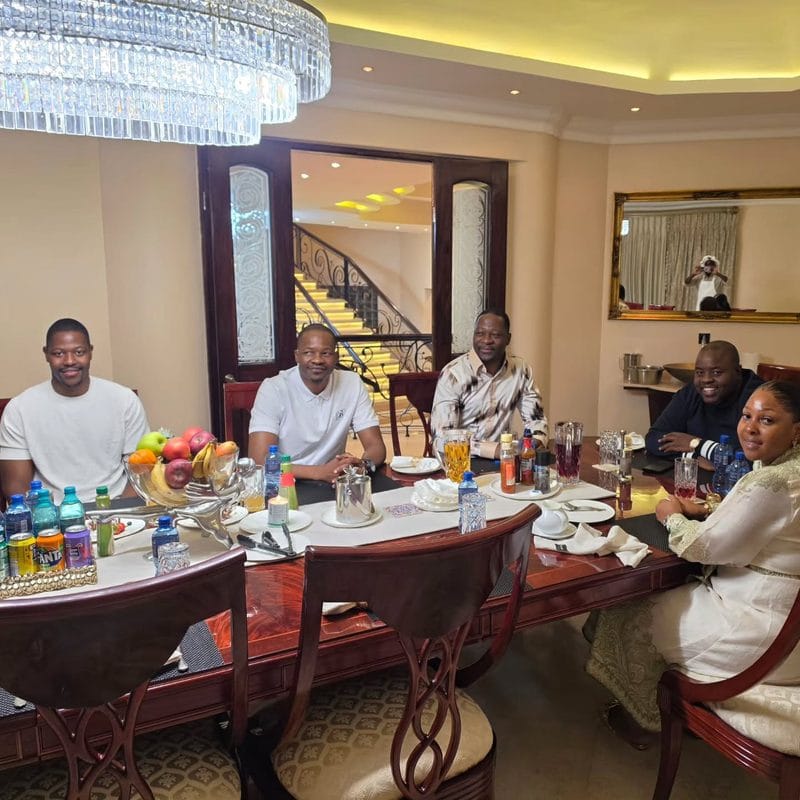 Ruto’s Friend And Controversial Zimbabwean Businessman Wicknell Chivayo Hosted Prophet Emmanuel Makandiwa for dinner, days Before The Chopper Crash(Photos)