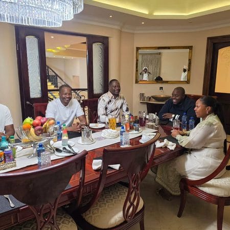 Ruto’s Friend And Controversial Zimbabwean Businessman Wicknell Chivayo Hosted Prophet Emmanuel Makandiwa for dinner, days Before The Chopper Crash(Photos)