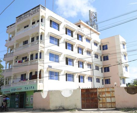 Former Trans Zoia County Accountant, Andrew Biketi, Loses Multi-million property to EACC Over Corruption- He Acquired All This Wealth on a Monthly Salary of Ksh 129,000