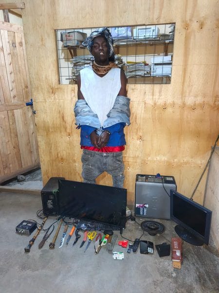 A Robbery With Violence Suspect Who Escaped While Being Escorted to The Toilet Re-Arrested Days Later With Stolen Items(Photo)